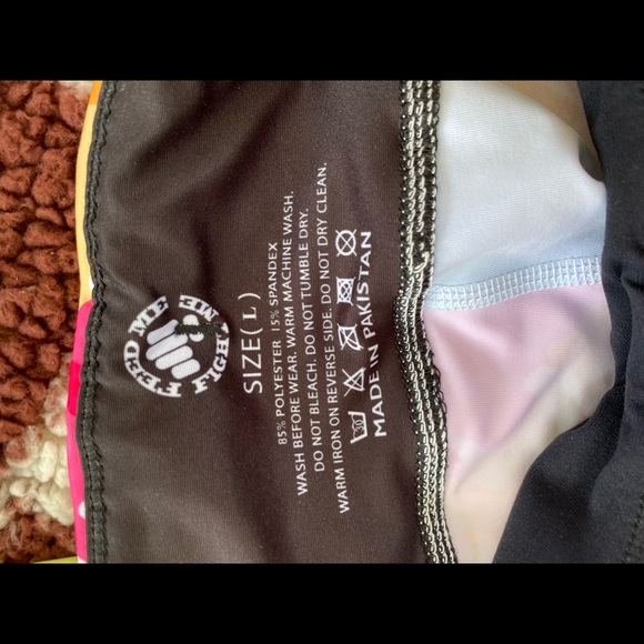 Feed me fight me leggings - Picture 4 of 4